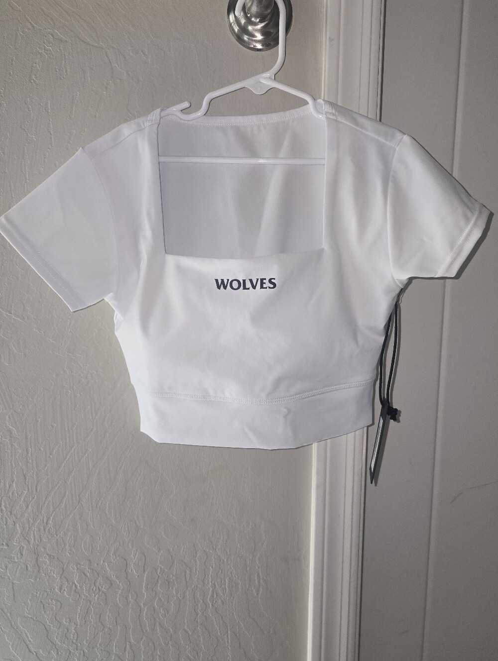 NWT Darc Sport Our Bond Jade Energy White Square-Neck Crop Top Size: Small